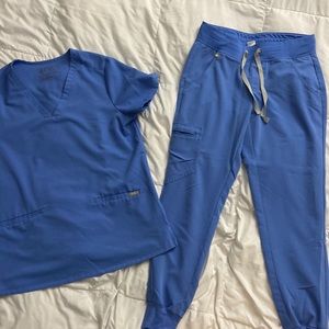FIGS SCRUB SET